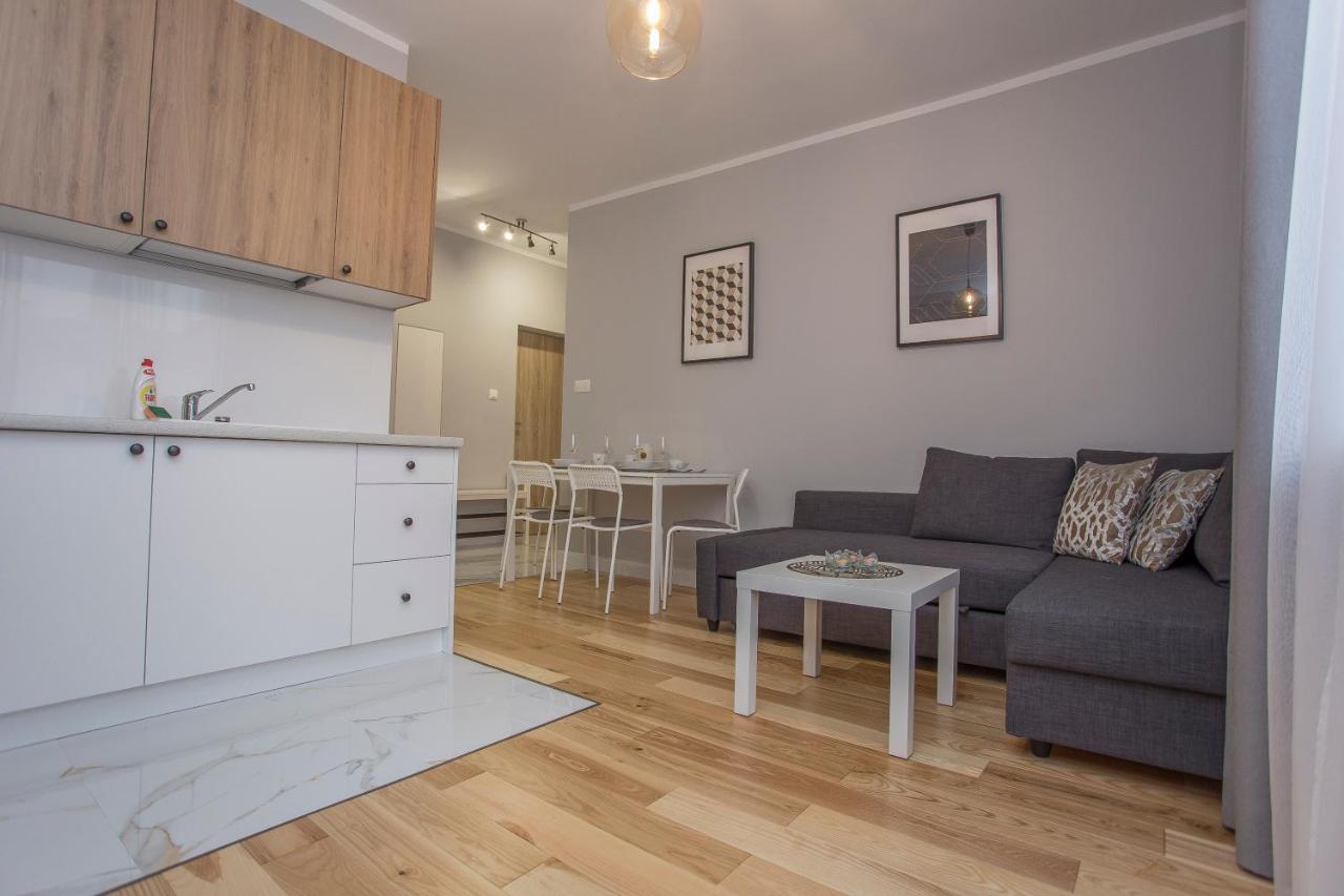Cr Apartament W Sercu Miasta Lipowa 1 بياليستوك المظهر الخارجي الصورة